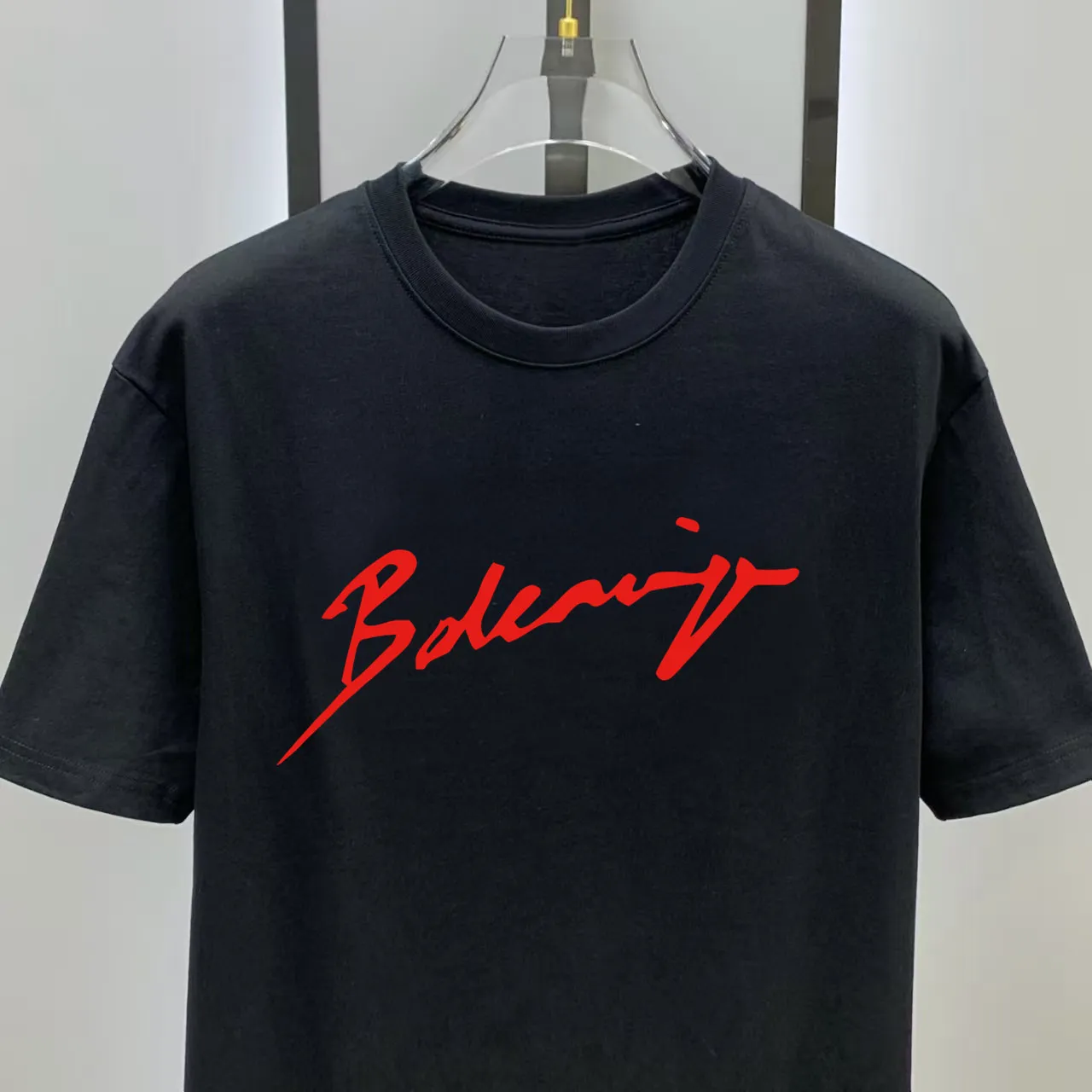 # 2026 New Arrival New Arrival T Premium ！ logo Premium 250 . . . . . ！ ！ ：Black。White！ Sizes： S M L XL XXL ：50 52 55 58 61 ：69 71 73 75 77 ：48 50 53 56 58 ：22 22.5 23 23.5 24 ， 1-3CM